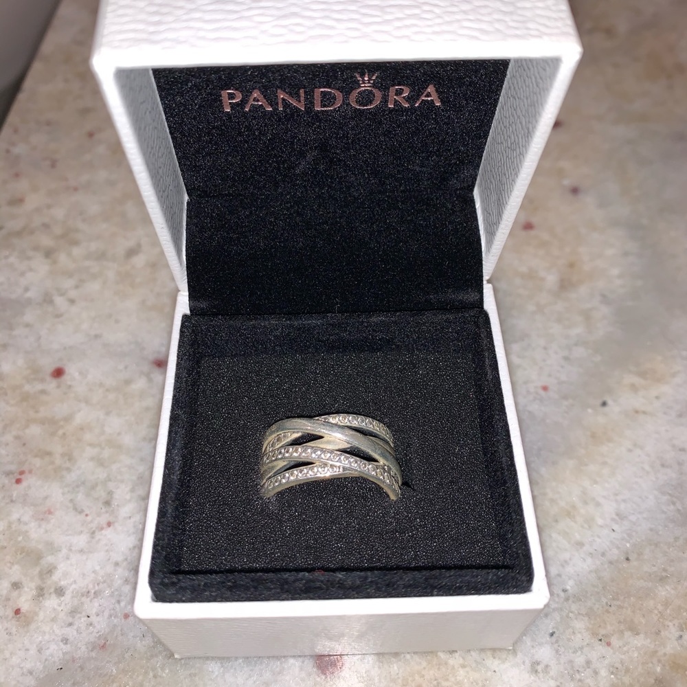 Pandora silver ring “sparkling and polished lines”